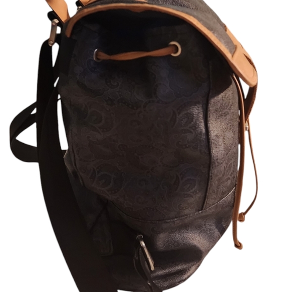 Robert Graham Paisley Unisex Backpack - Picture 5 of 13